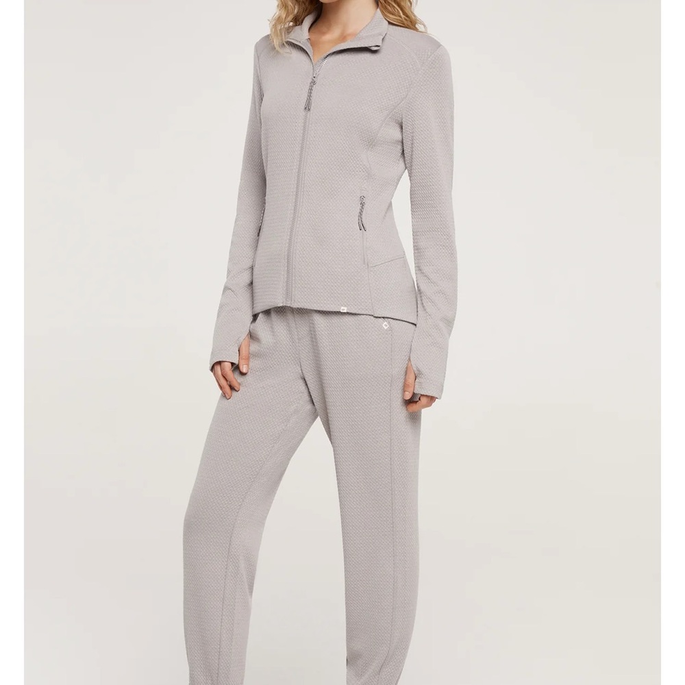 Marika Women's Gray Tracksuit